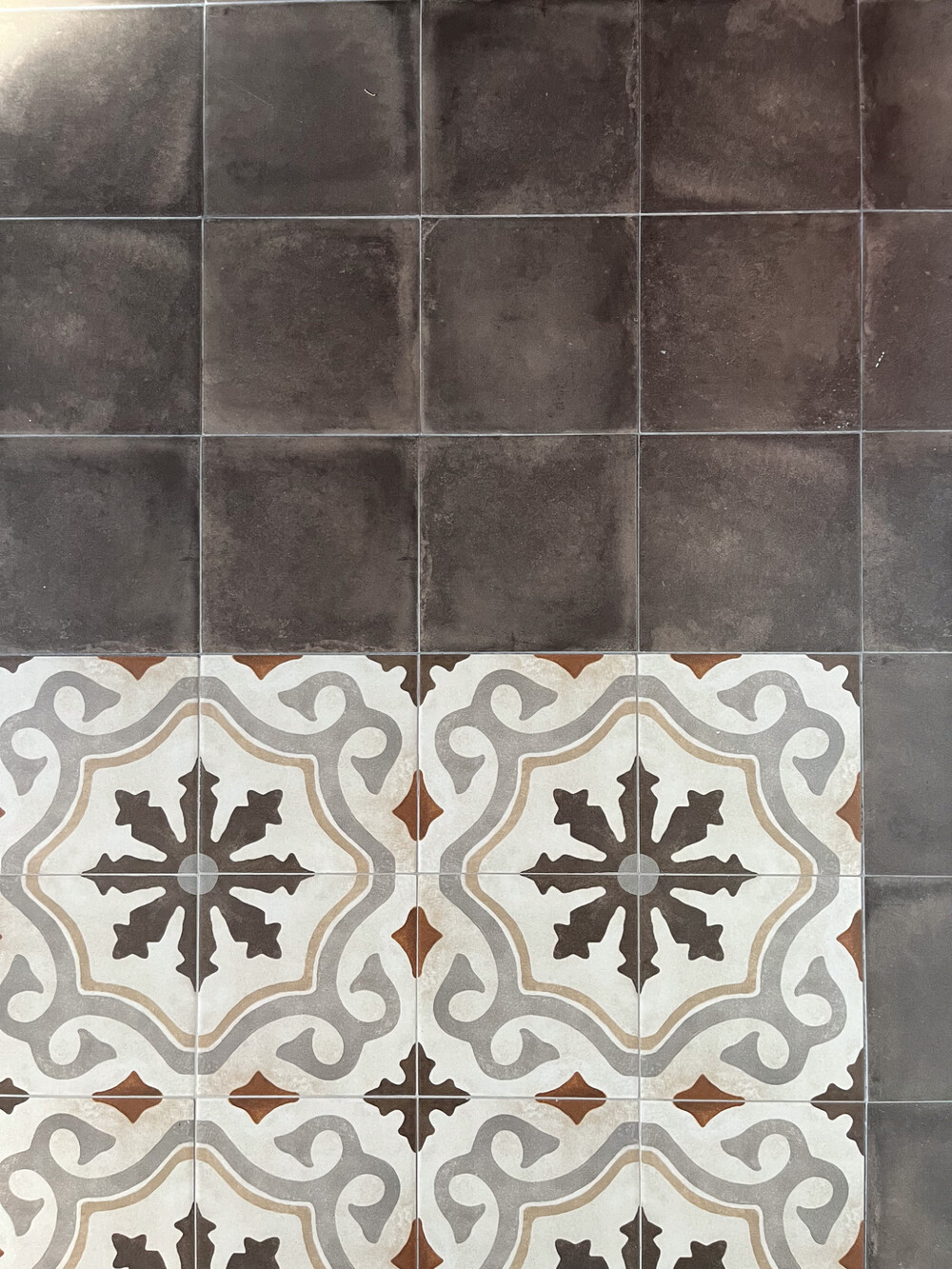 Japandi interieur met een touch van kleur