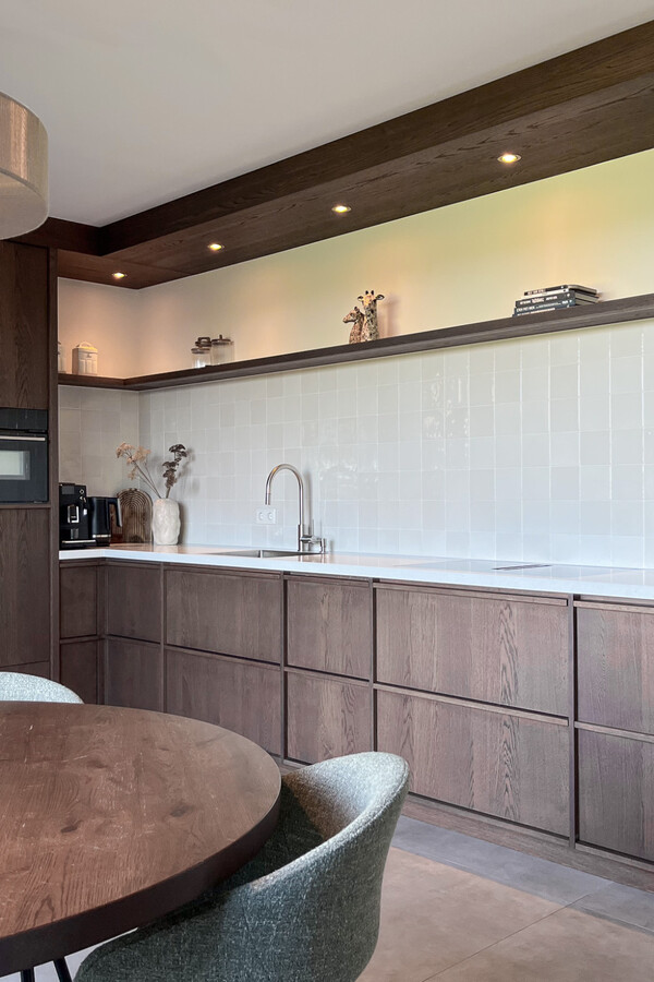 Japandi interieur met een touch van kleur, Wanroij